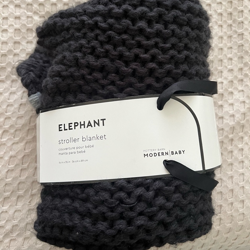 NWT Pottery Barn Kids Modern Elephant Stroller Blanket - Picture 2 of 3